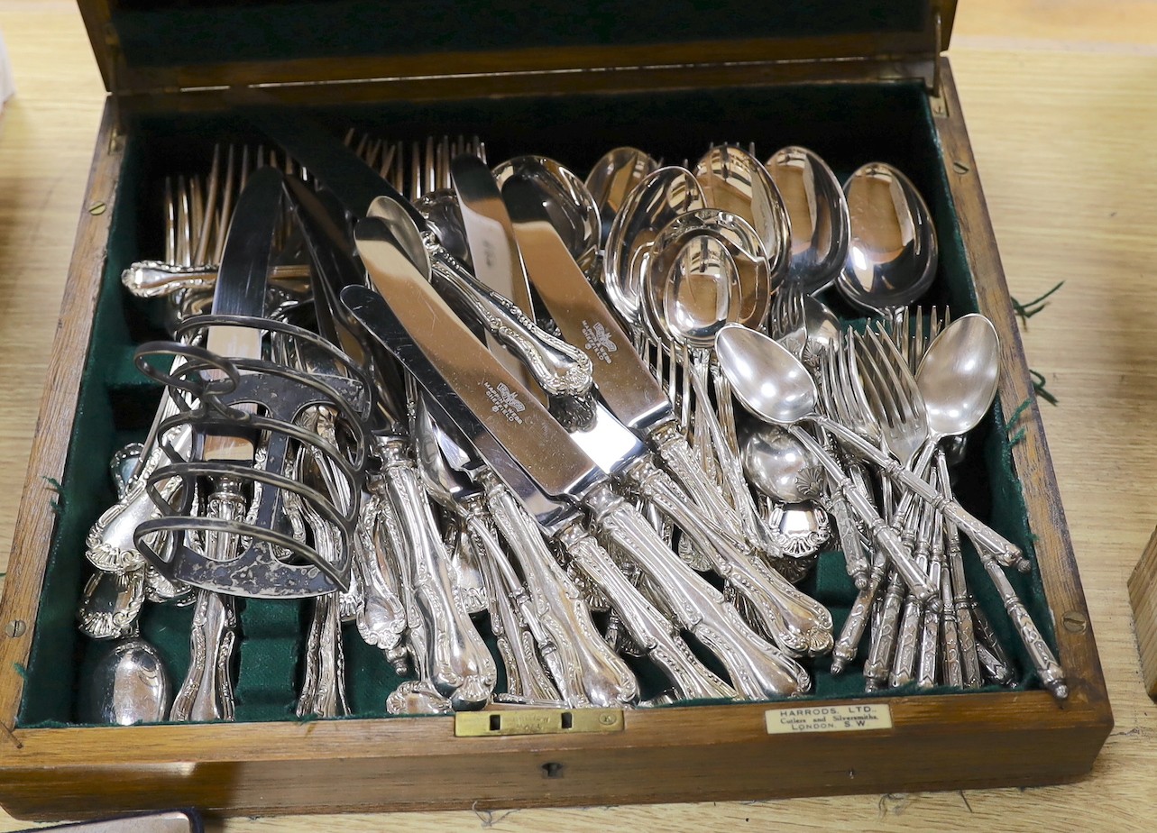 Miscellaneous plated cutlery and silver photograph frame